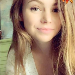 Meet your Posher, Zoie